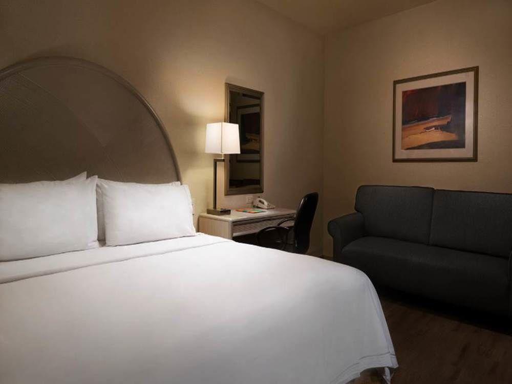 Holiday Inn Express Monterrey Galerias-San Jeronimo By Ihg Kültér fotó