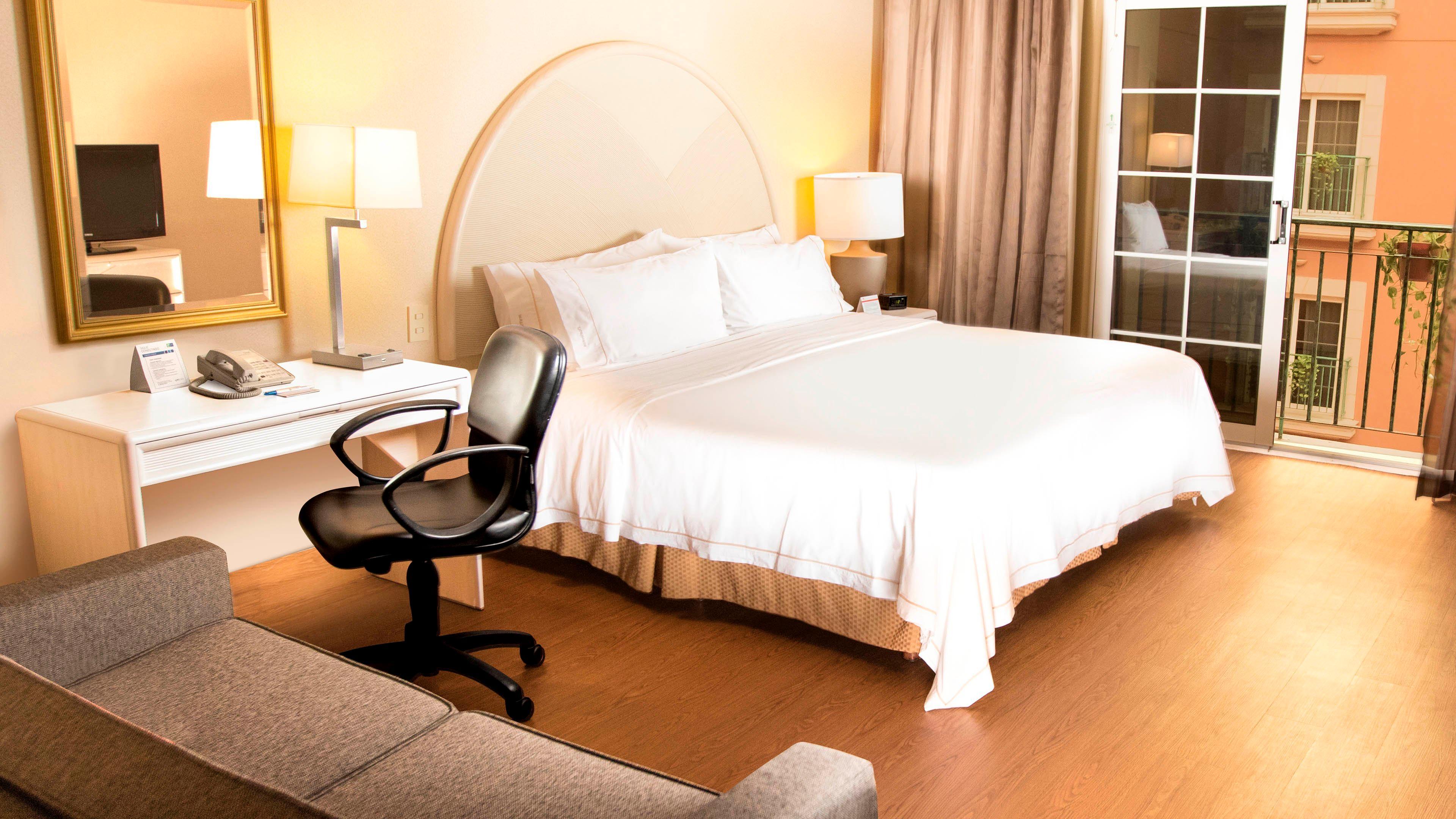 Holiday Inn Express Monterrey Galerias-San Jeronimo By Ihg Kültér fotó