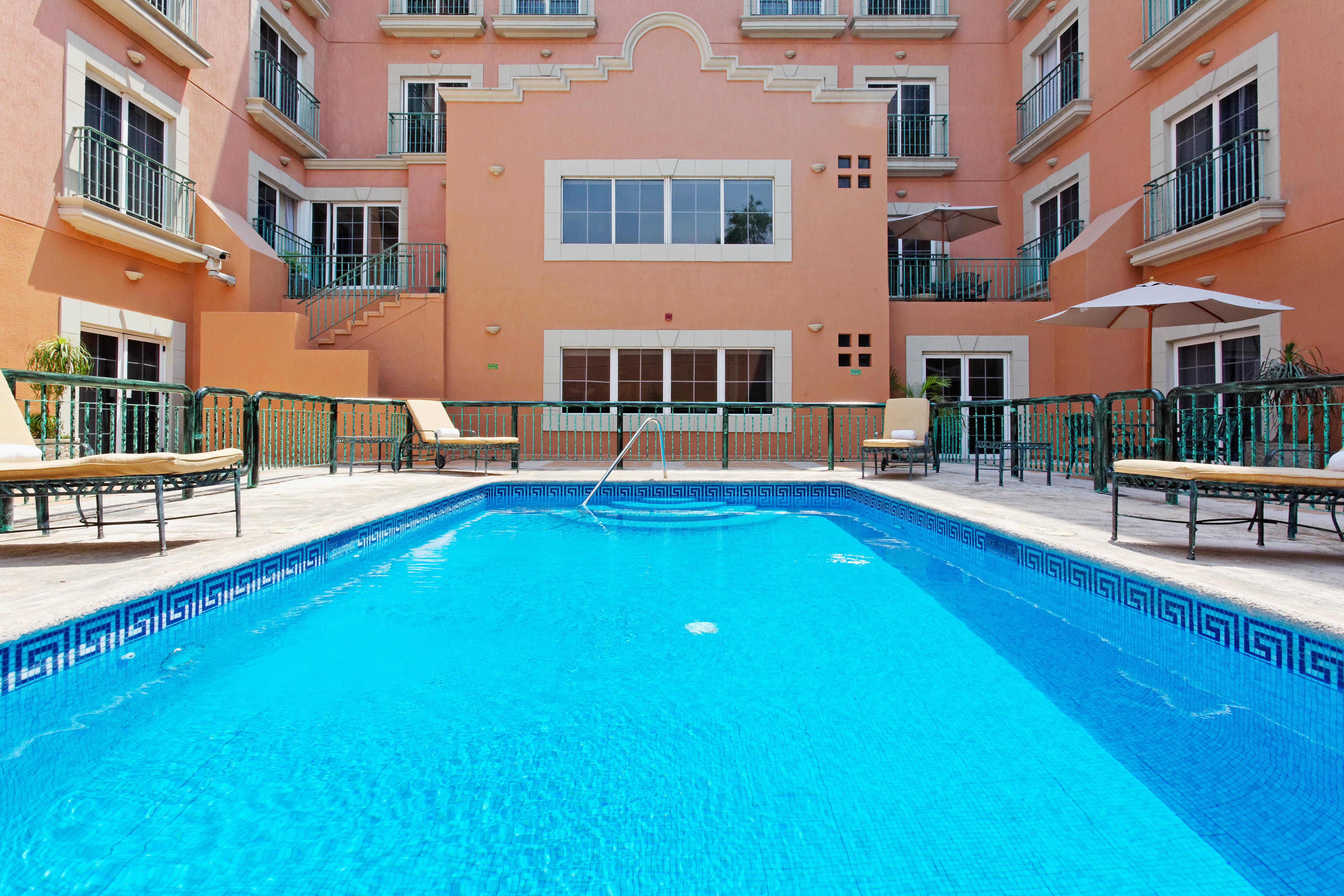 Holiday Inn Express Monterrey Galerias-San Jeronimo By Ihg Kültér fotó