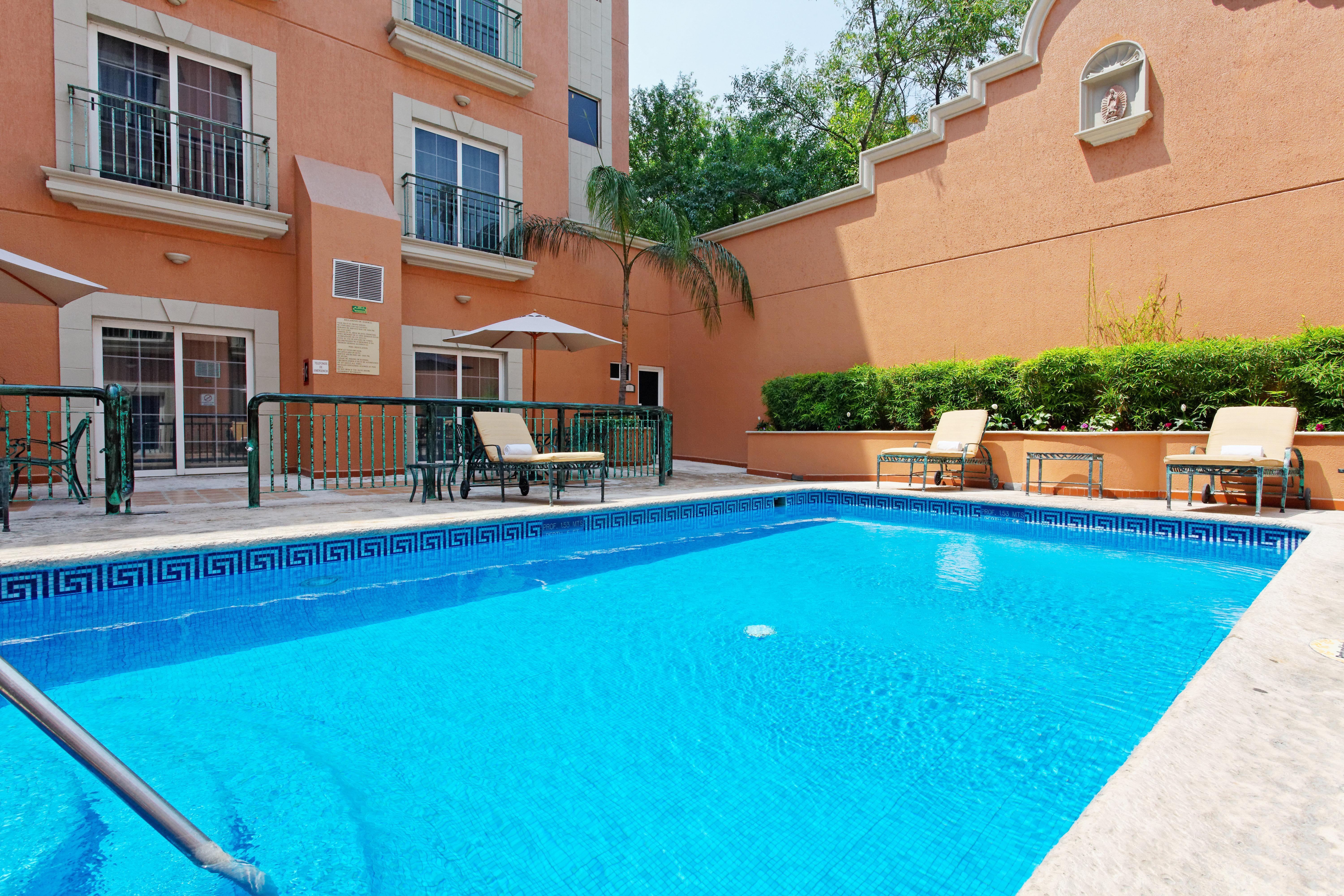 Holiday Inn Express Monterrey Galerias-San Jeronimo By Ihg Kültér fotó