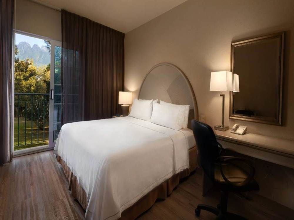Holiday Inn Express Monterrey Galerias-San Jeronimo By Ihg Kültér fotó